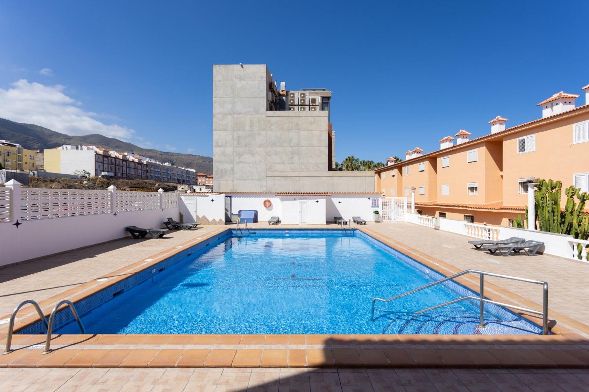 קנדלריה Home2Book Stunning Sea Front Caletillas, Pool מראה חיצוני תמונה